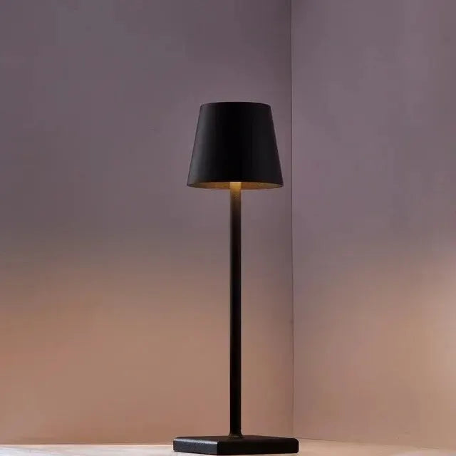 Classic-Table-Lamp-Ligga-Abajur-Classico-LED-Mercado-Ligado
