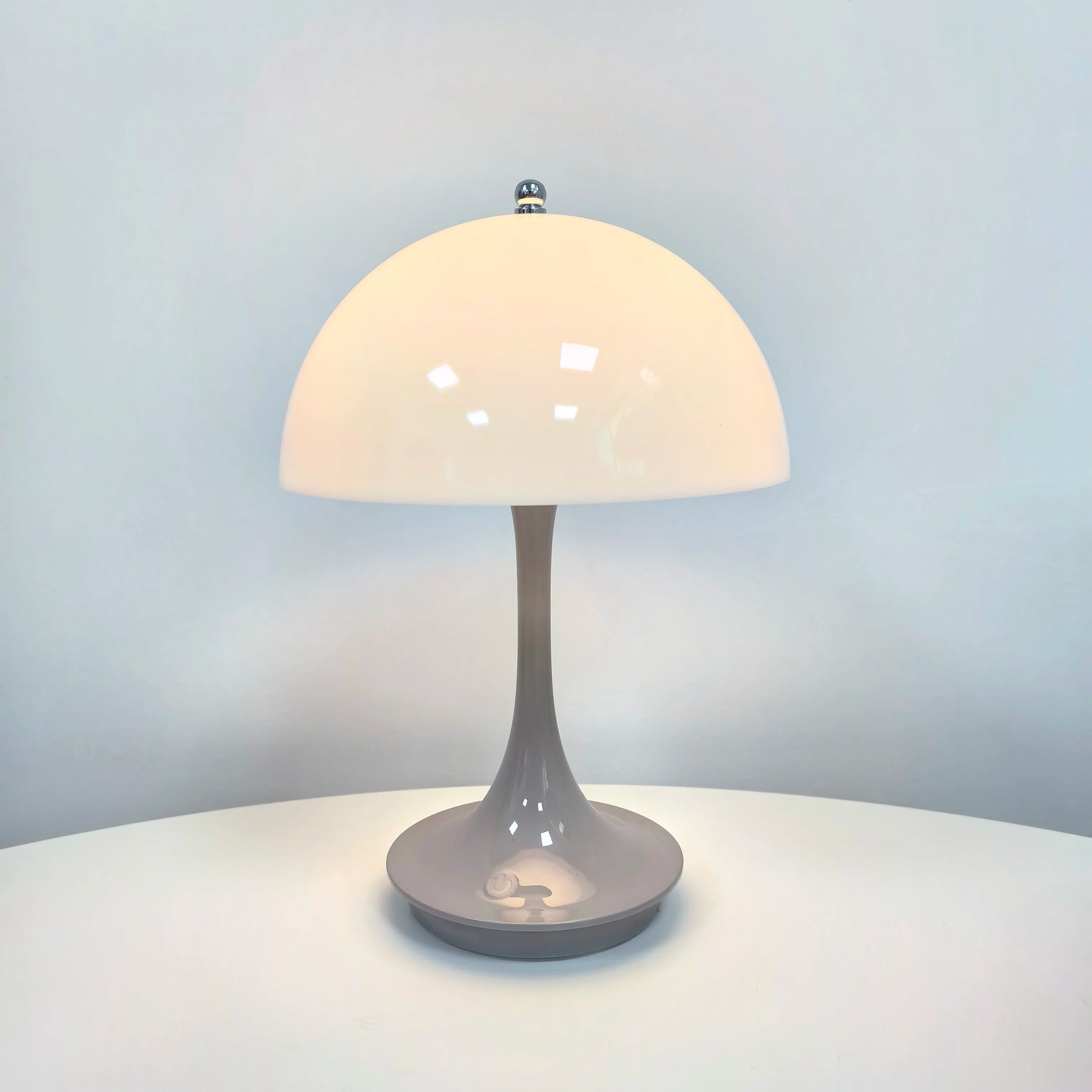 Simple-Mushroom-Ligga-Abajur-Cogumelo-Minimalista-Mercado-Ligado